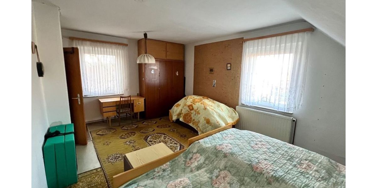Fünftes Zimmer (DG)