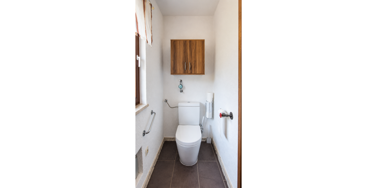 17_eg-wc