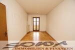 Mehrfamilienhaus mit 5 Wohneinheiten, zwei Garagen und Garten in zentraler Lage in Neuburg - Ein Objekt von Ihrem Immobilienpartner SOWA Immobilien und Finanzen - Mehrfamilienhaus, Wohnhaus Neuburg an der Donau | Angebot:26299735