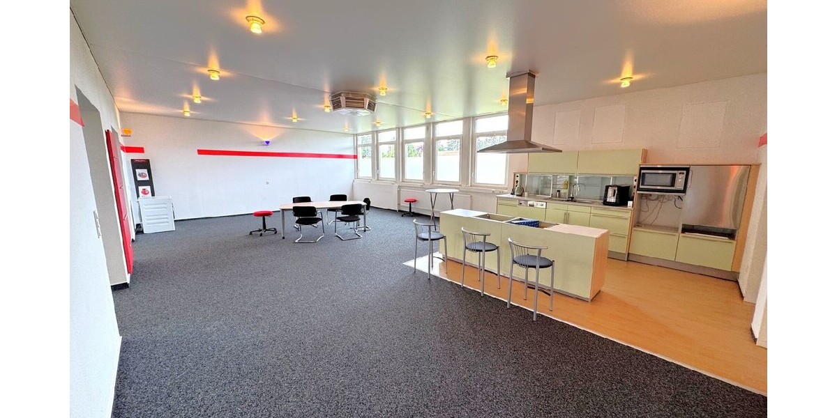 Ausstellung hinten