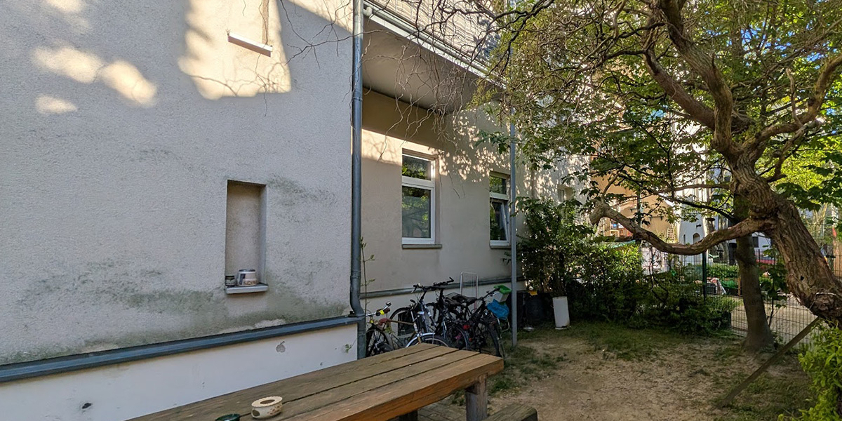 Hinterhof-Haus-Rückseite