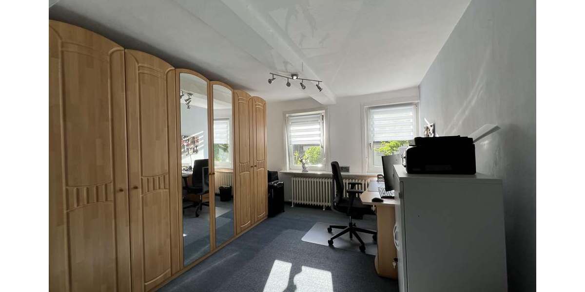 Separates Allzweckzimmer im Obergeschoss