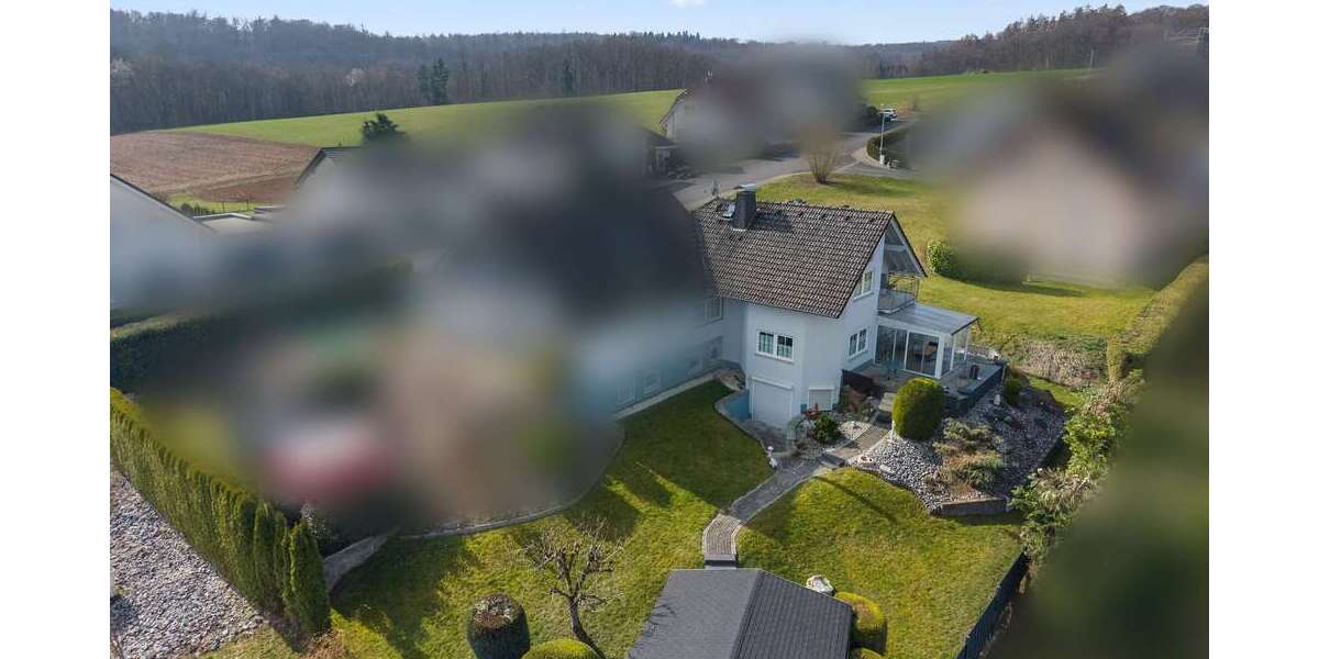 Traumhafte Doppelhaushälfte mit großem Garten, Wintergarten und Sauna - Doppelhaushälfte Hambach | Angebot:25892522