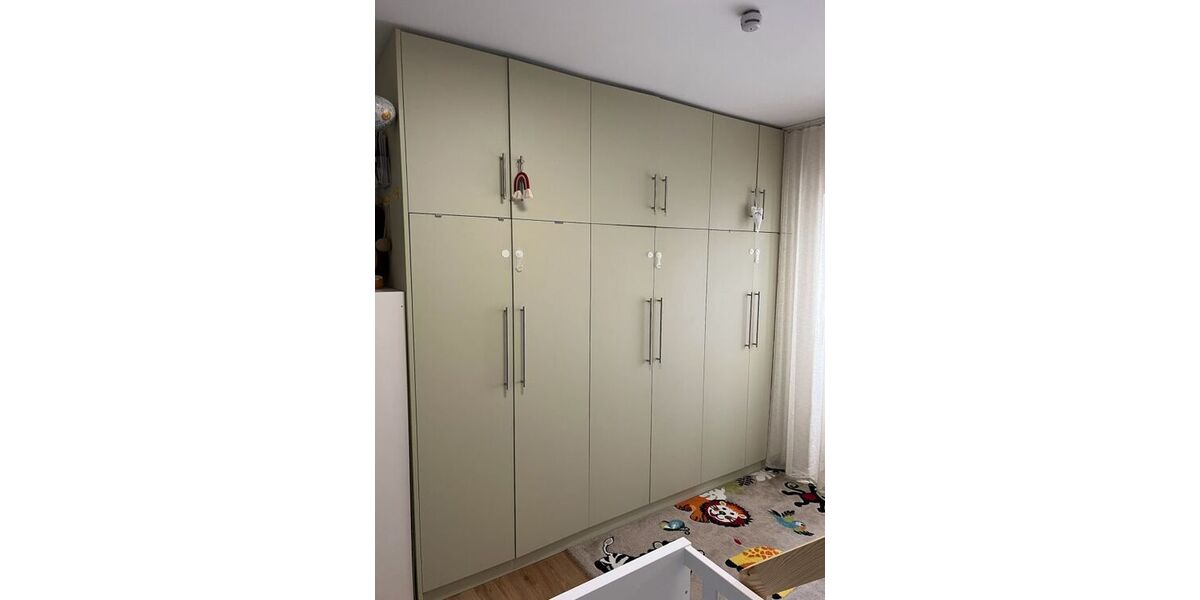 Kinderzimmerschrank