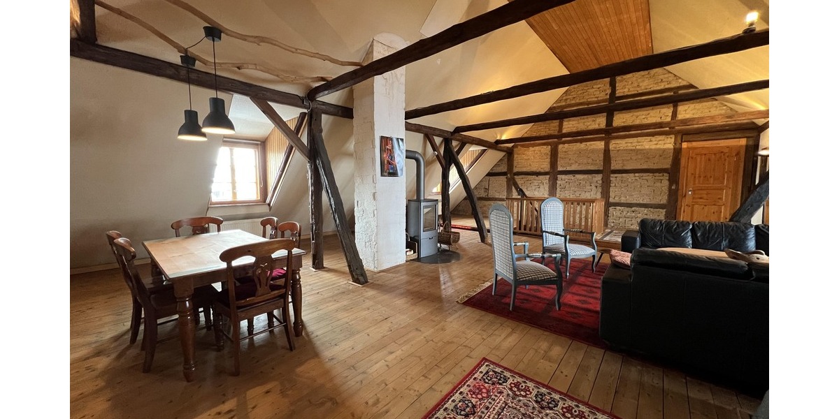 Studio (DG)