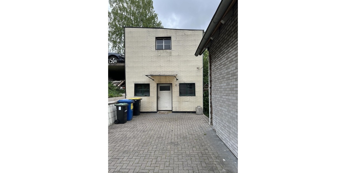 Nebengebäude / Garage