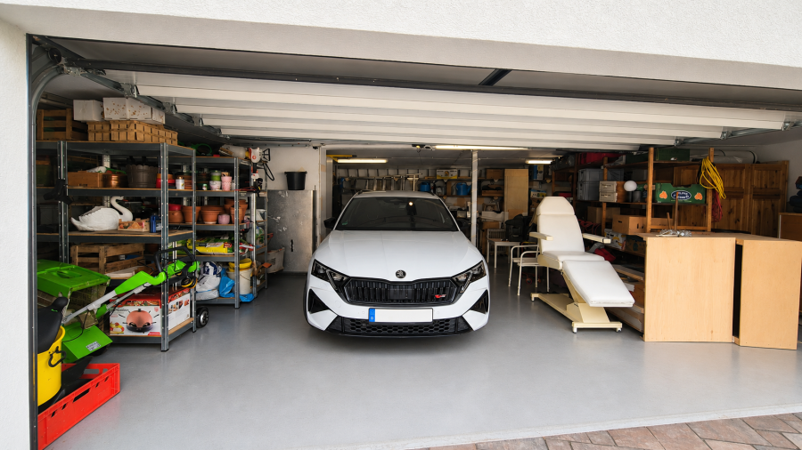 30_ug-garage