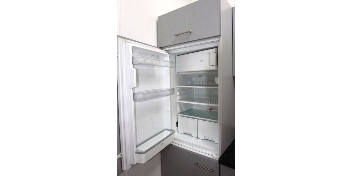 14 Küche Kühlschrank neu