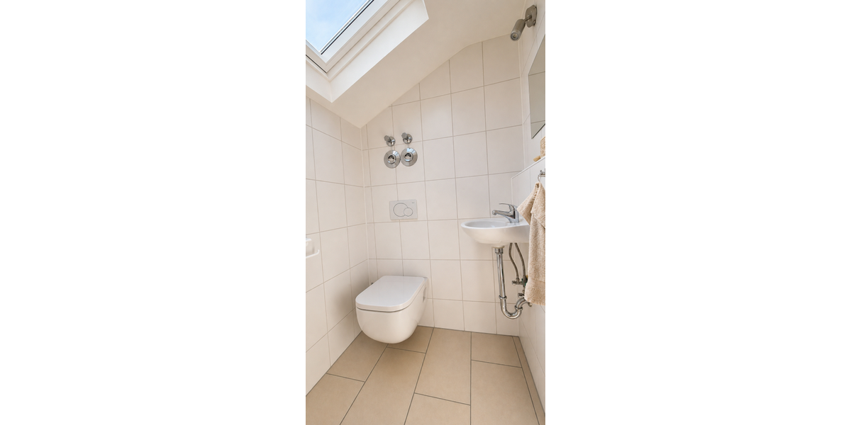 13_OG_Wohnung_Gaeste_WC
