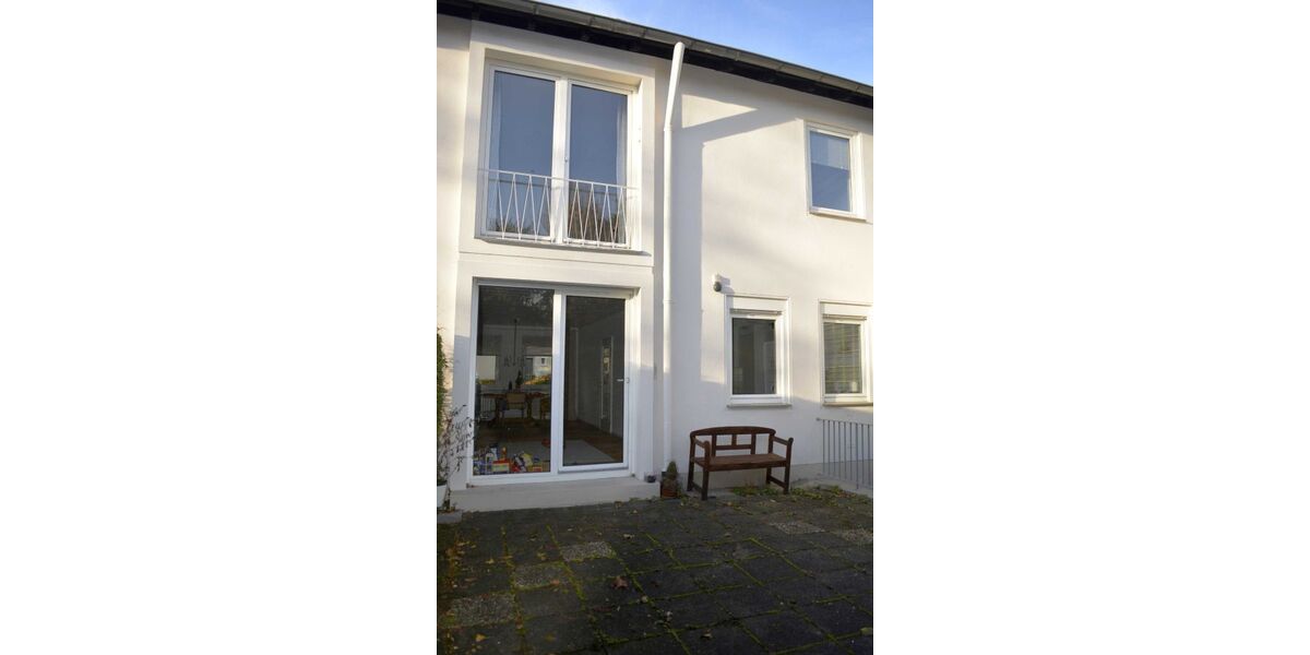 12 - Haus hinten