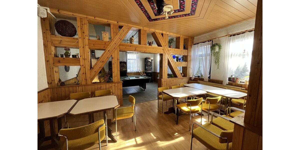 4-Gastsaal2