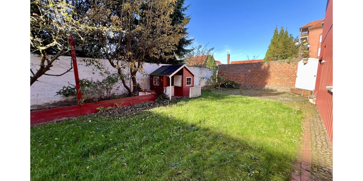 Traumhafter Garten zum Spielen