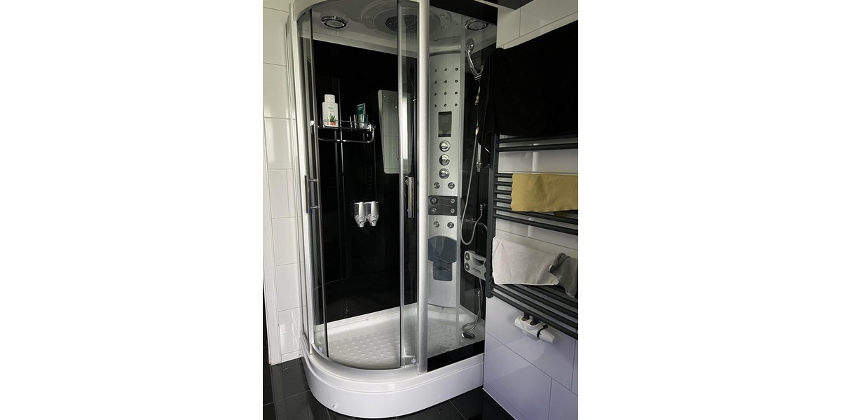 Bad / Dusche
