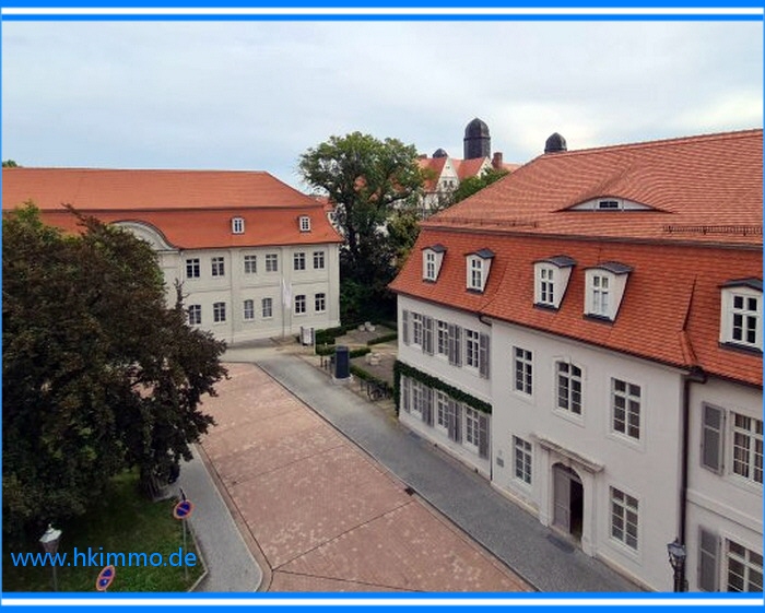 Teilmöblierte 2-Raumwohnung mit Küche in zentraler Lage von Köthen ! - Dachgeschoßwohnung Köthen | Angebot:26840143