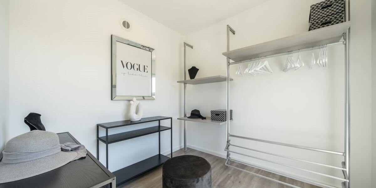 Ankleidezimmer - Einrichtungsbeispiel