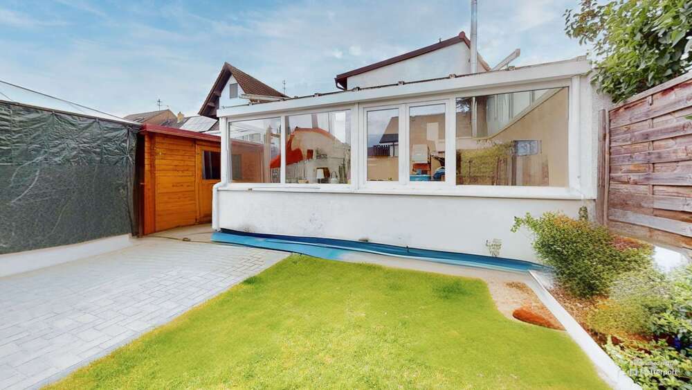 Ruhig gelegenes EFH mit Sanierungspotential Balkon, Garten & Wintergarten Garage inkl. - Einfamilienhaus Neuhofen | Angebot:26032921