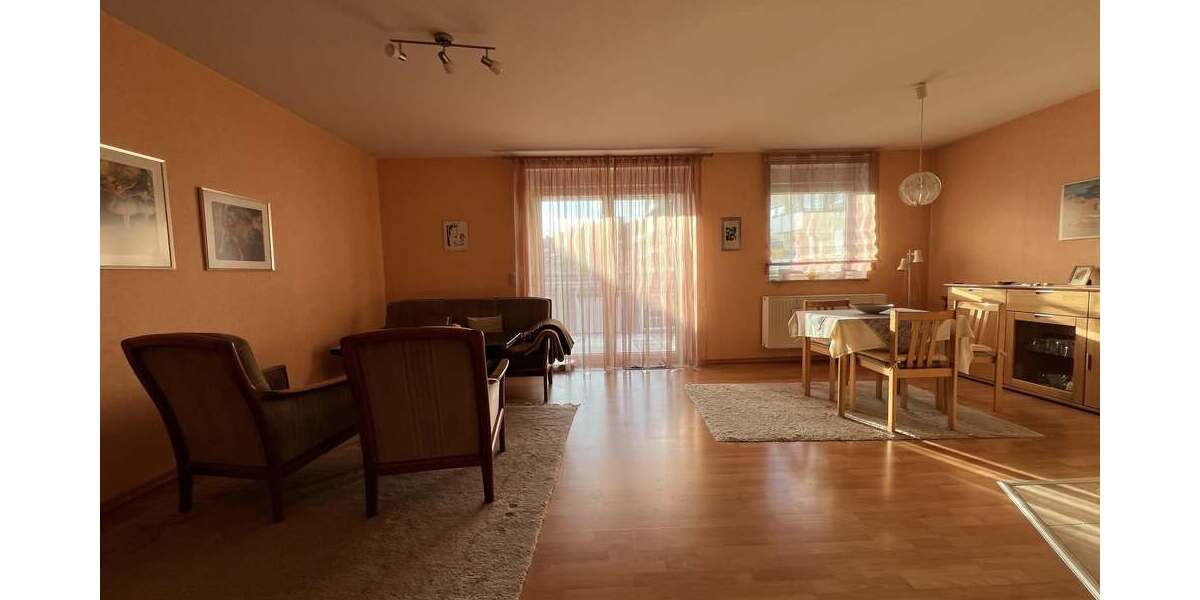 Wohn-/Esszimmer