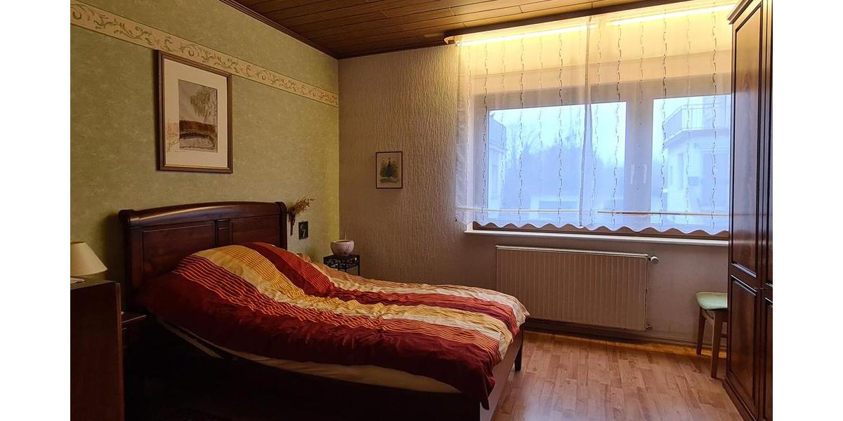 Foto 9_Schlafzimmer EG