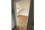 Provisionsfrei* SOFORT FREI! Rhein-nah - 2-Zm Penthouse Oberkassel - renoviert, Klimaanlage Einbauküche 55m² - Einfamilienhaus Düsseldorf Oberkassel | Angebot:27074522
