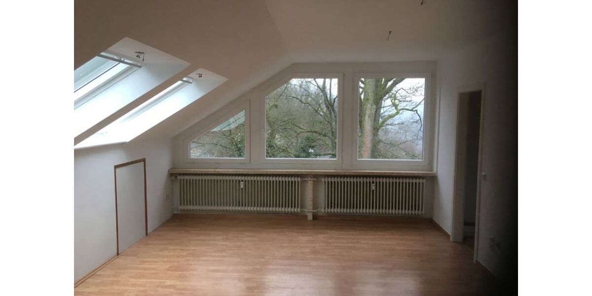 4 Zimmer, Küche, Dusch-Bad - Dachgeschoßwohnung Lüdenscheid Brügge | Angebot:27160558