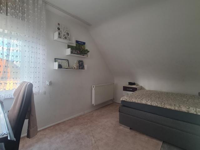  Kinderzimmer DG