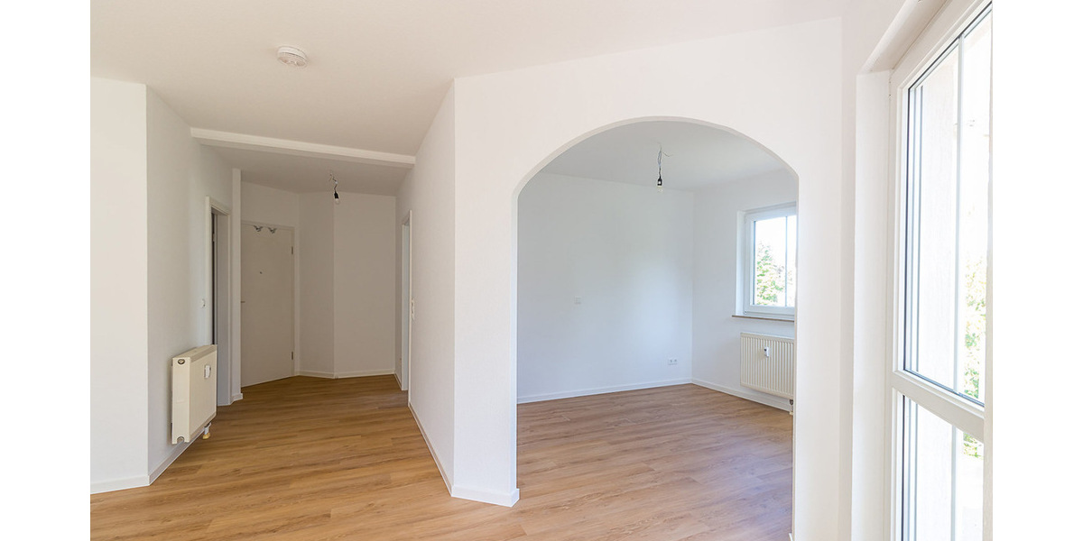 Flur-und-Schlafbereich-2-Raum-Wohnung-im-1-Obergeschoss-am-Krähenfeld-8 - Kopie