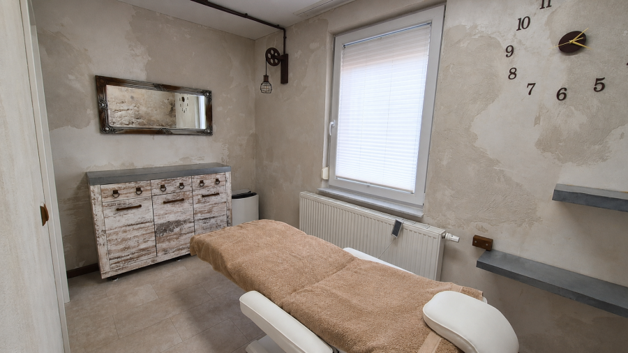 23_EG_Salon_Behandlungsraum_3