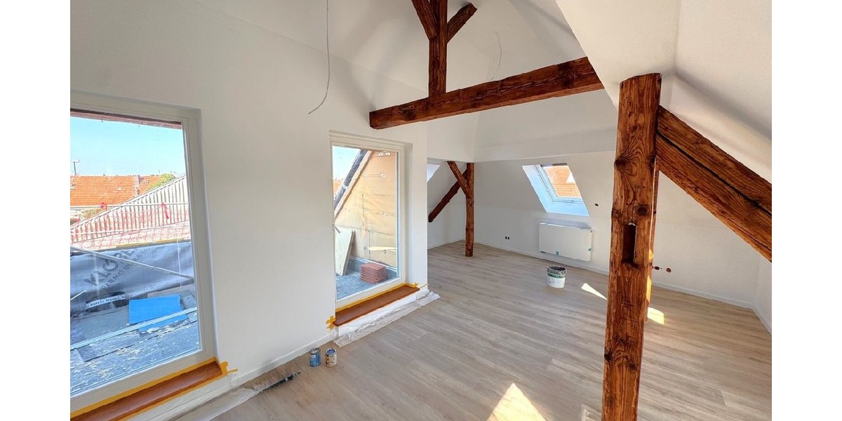 Wohnzimmer + Loggia