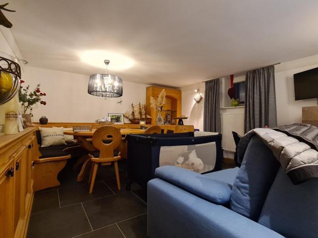 Foto 21_Partyraum_Gästezimmer UG