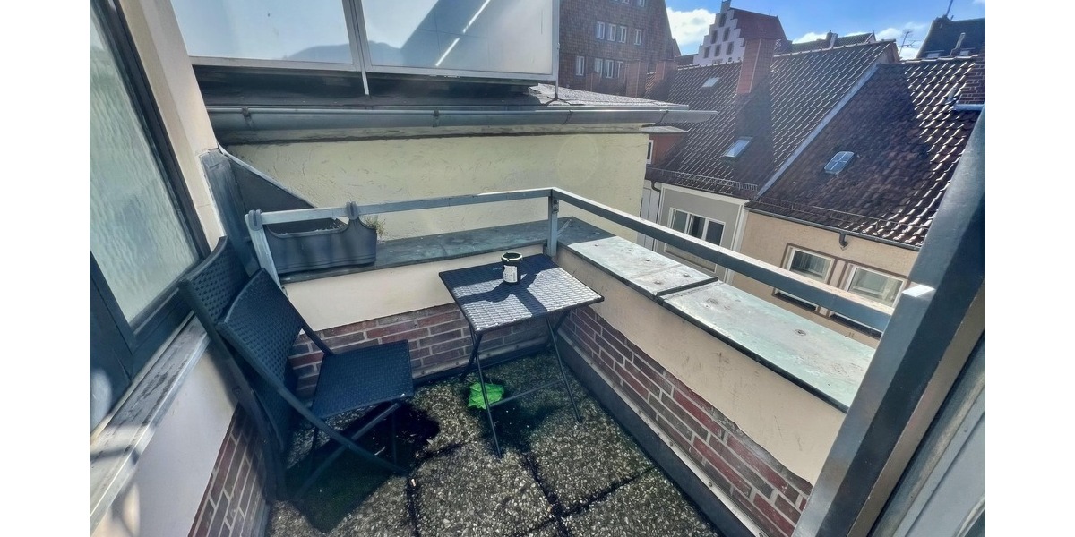 mit KI verändert - kleiner Balkon