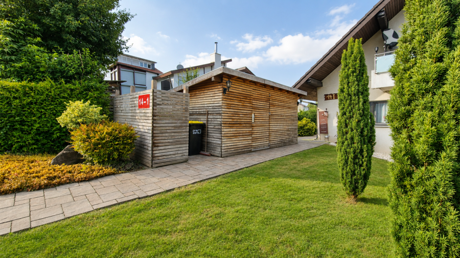 02_aussen-gartenhaus